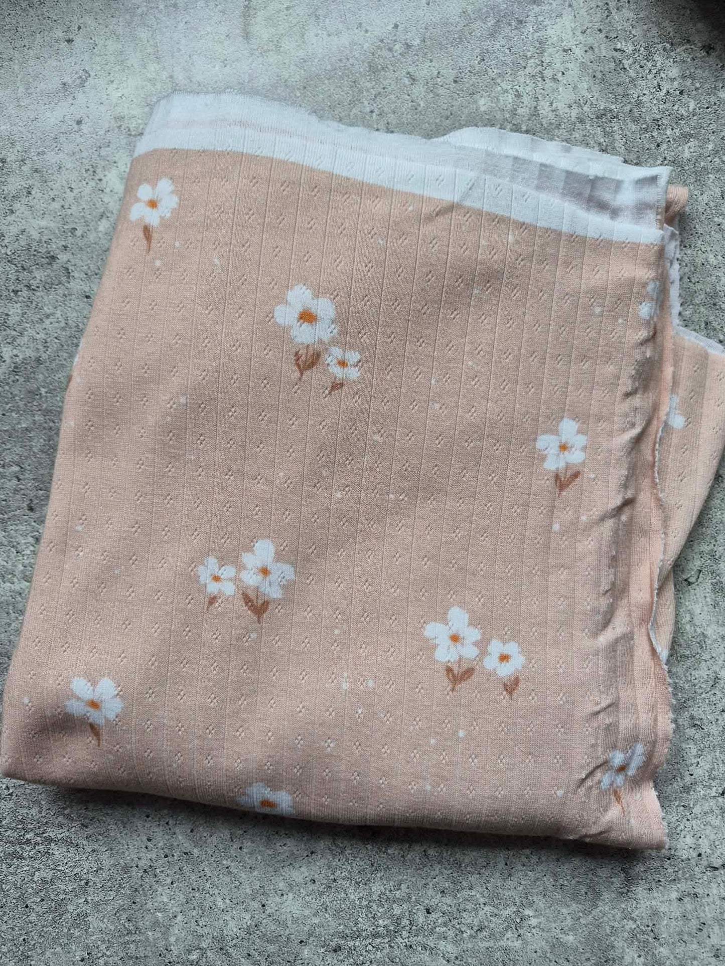 Doux fleurit (1m) Pointelle
