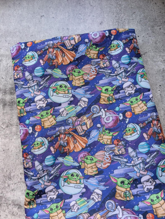 Bébé dans l'univers